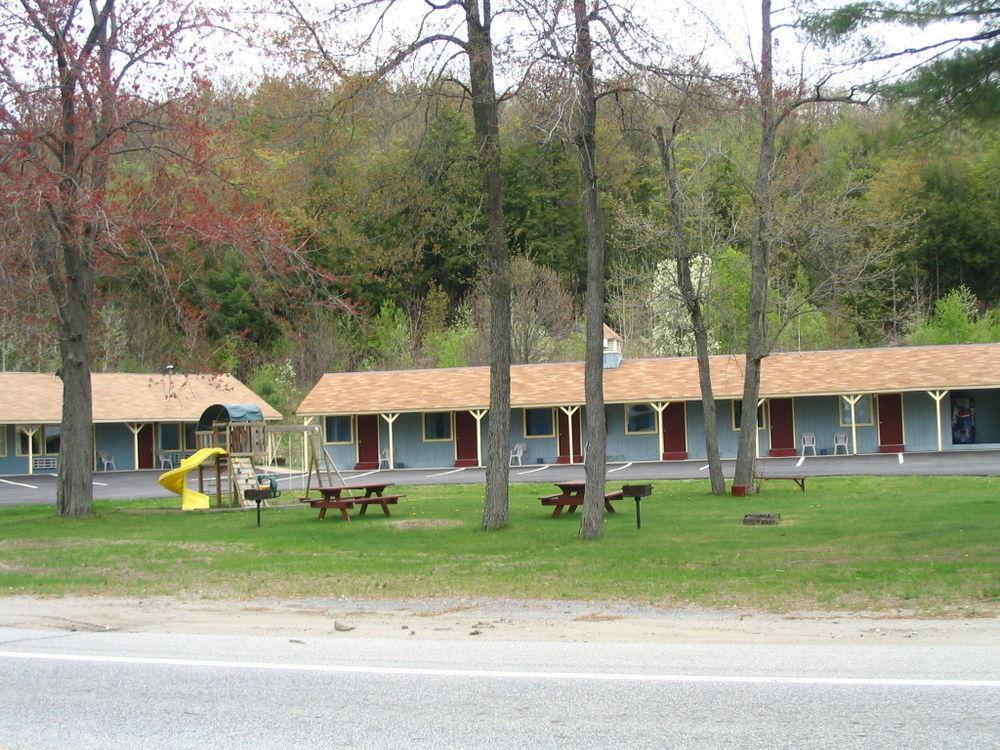 Warrensburg Inn & Suites - 6 Mi To Lake George Eksteriør bilde