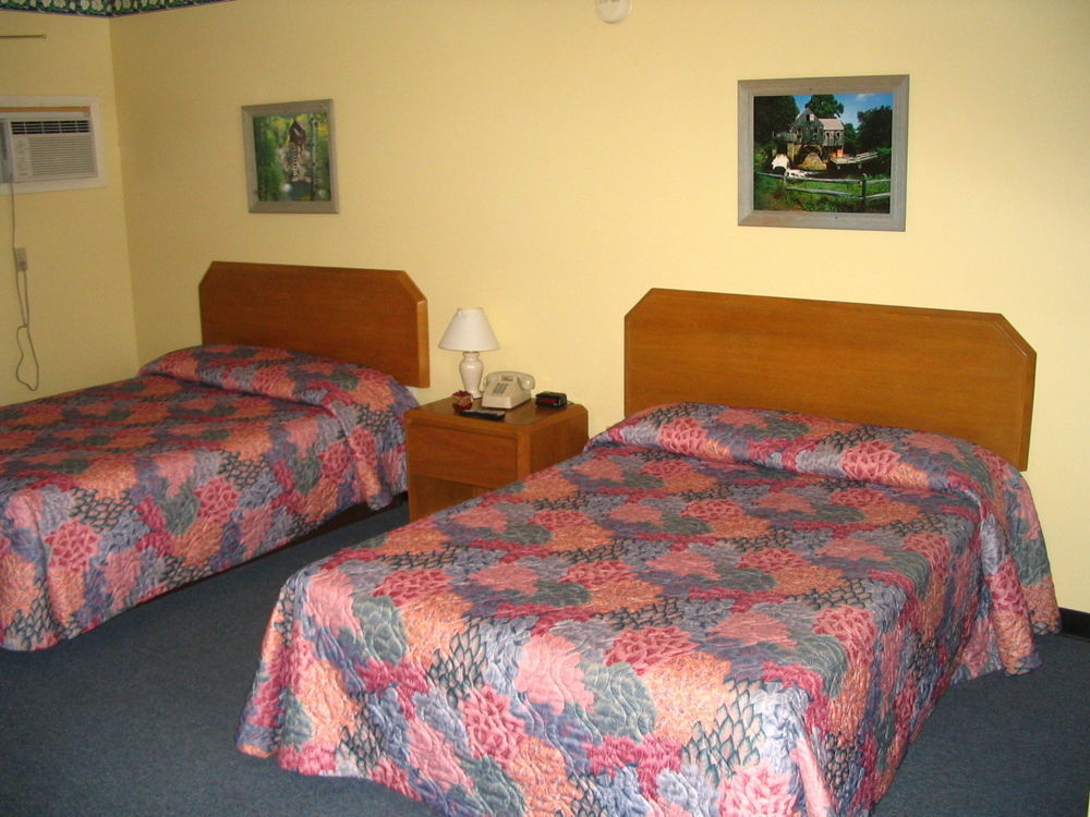 Warrensburg Inn & Suites - 6 Mi To Lake George Eksteriør bilde