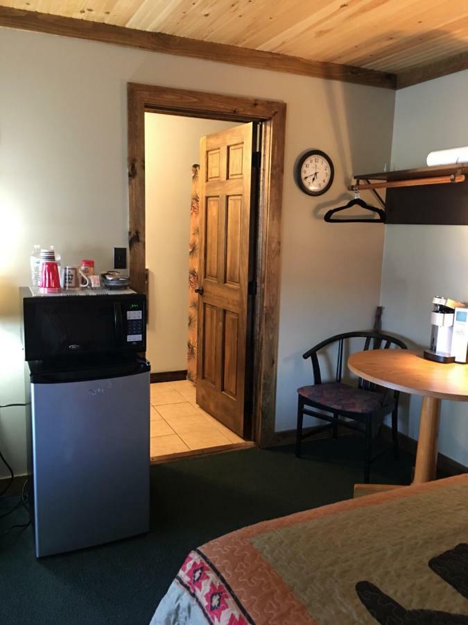 Warrensburg Inn & Suites - 6 Mi To Lake George Eksteriør bilde